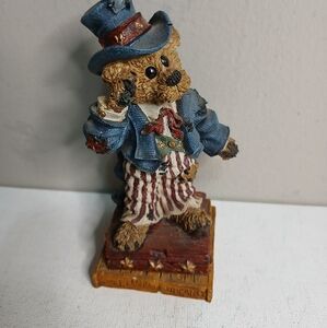 Vintage 1996-1997 bearstone collection, Boyds  collection Uncle Elliot,